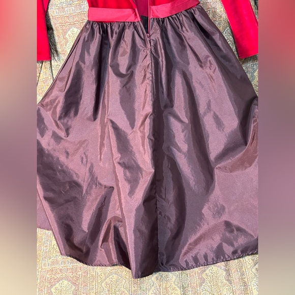 American Girl Chocolate Cherry Holiday Dress With Collar, Cuff Headband SZ 8 - Picture 4 of 14